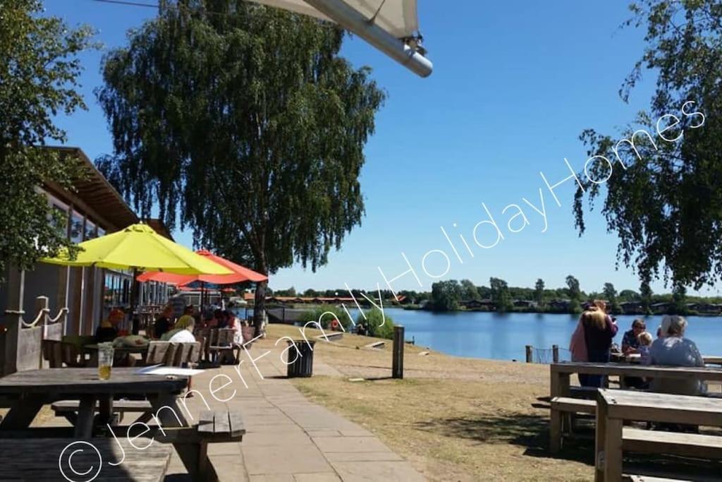 Jenner Family Holiday Homes At Tattershall Lakes Dogdyke Экстерьер фото